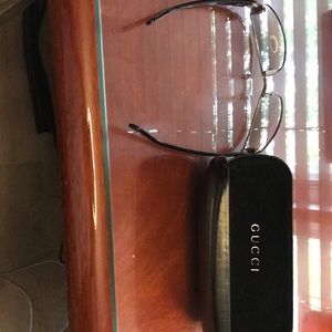 Authentic( Unisex) Gucci Sunglasses GG 1799/S